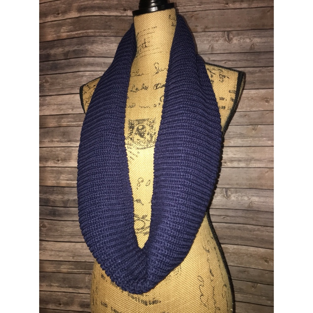 🧣Loop Scarf